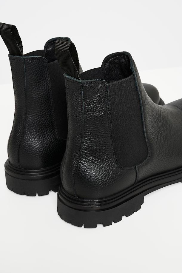 Cormac leather boot